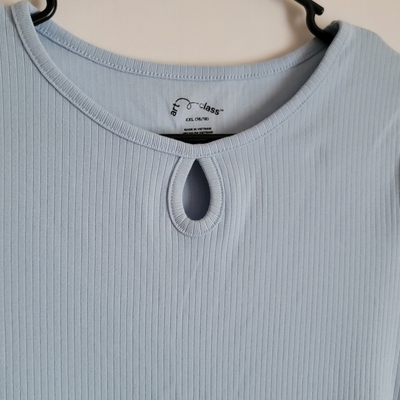 Short Sleeve Ribbed Dress | Art Class - Picture 3 of 8